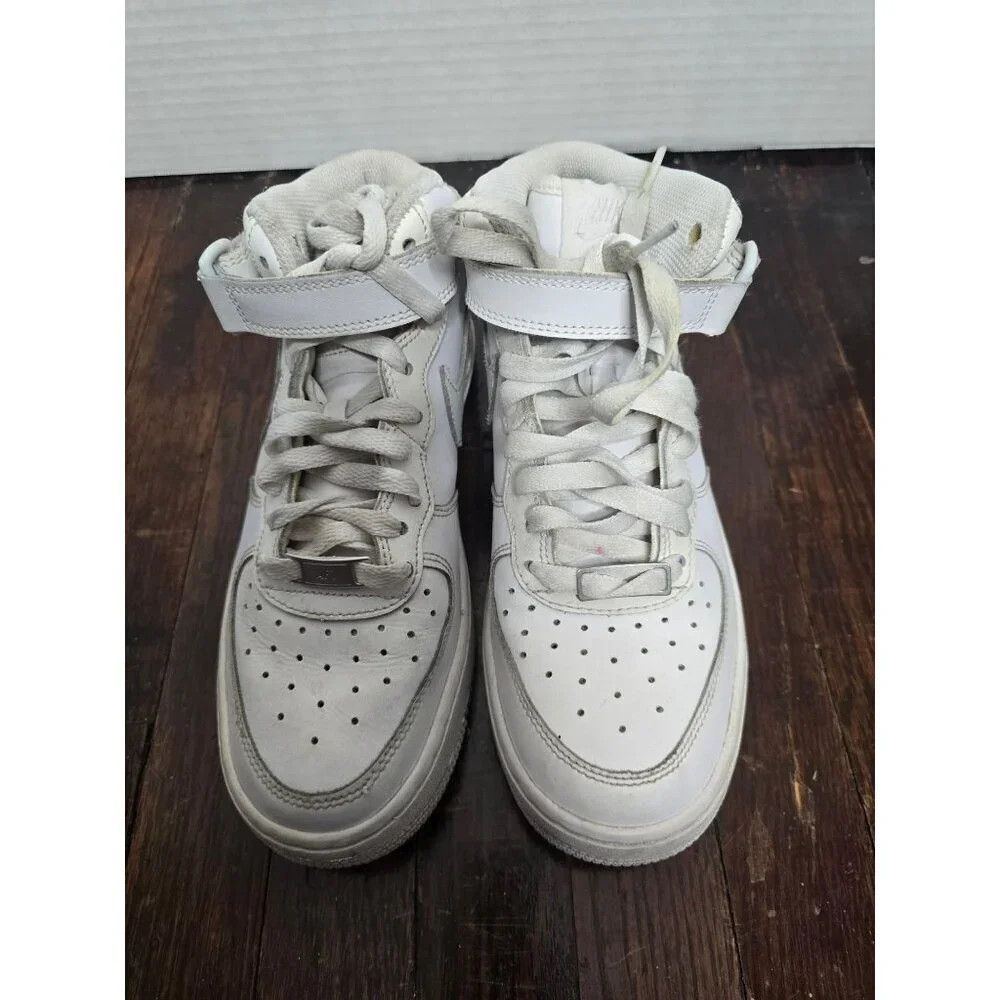 Nike Air Force 1 Mid Triple White Sneakers